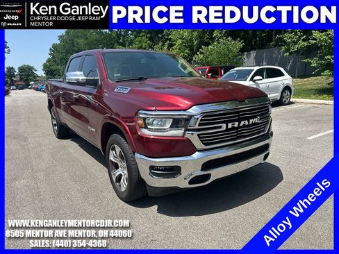 Used 2019 RAM 1500 Laramie AWD/4WD image 1