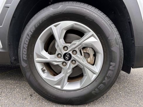 Used 2024 Hyundai Tucson SE AWD/4WD image 6