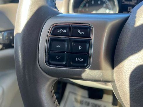 Used 2013 Jeep Grand Cherokee Laredo w/ Laredo E Group image 27