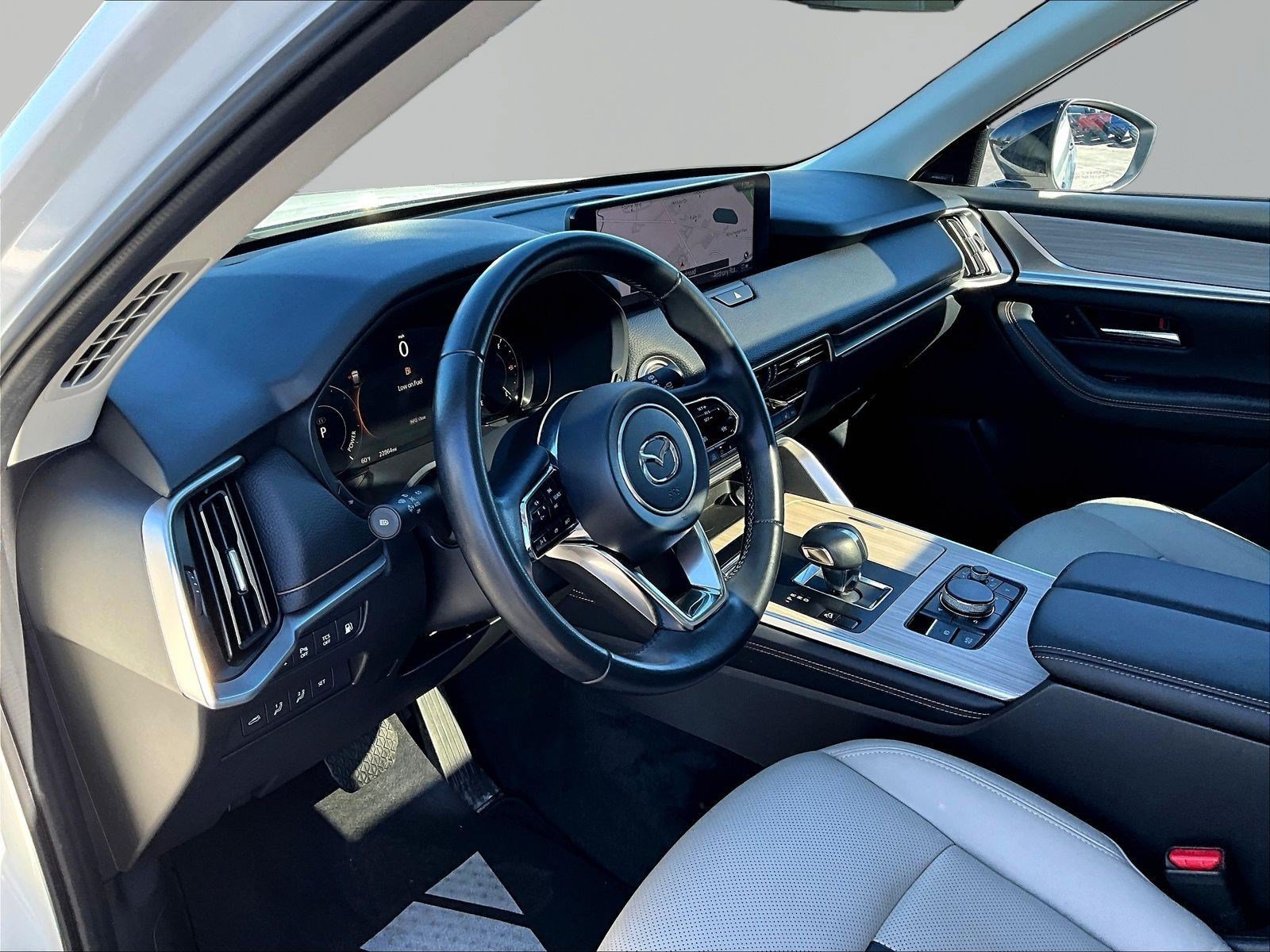 Used 2025 MAZDA CX-70 Plug-In Hybrid w/ Premium Pkg AWD/4WD image 17