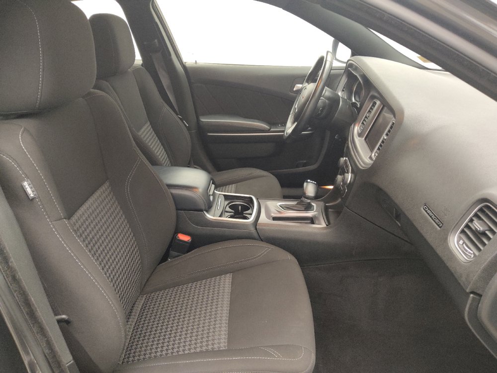 Used 2023 Dodge Charger SXT RWD image 21
