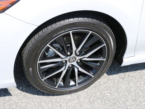 Used 2024 Toyota Camry SE FWD image 14