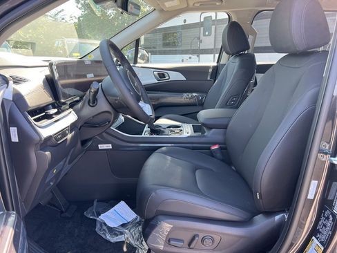 New 2026 Kia Carnival SX Prestige image 8