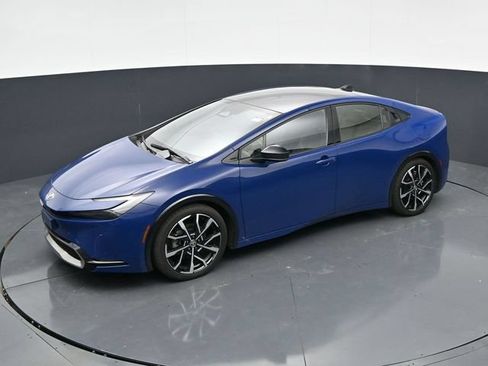 Used 2024 Toyota Prius Prime Premium FWD image 32