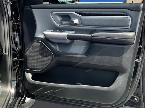 Used 2021 RAM 1500 Big Horn AWD/4WD image 31