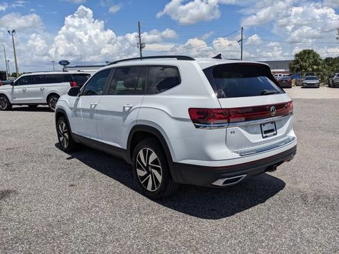 Used 2024 Volkswagen Atlas SE FWD image 6