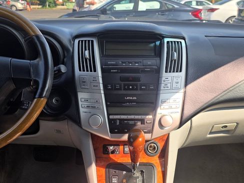 Used 2006 Lexus RX 330 AWD image 14