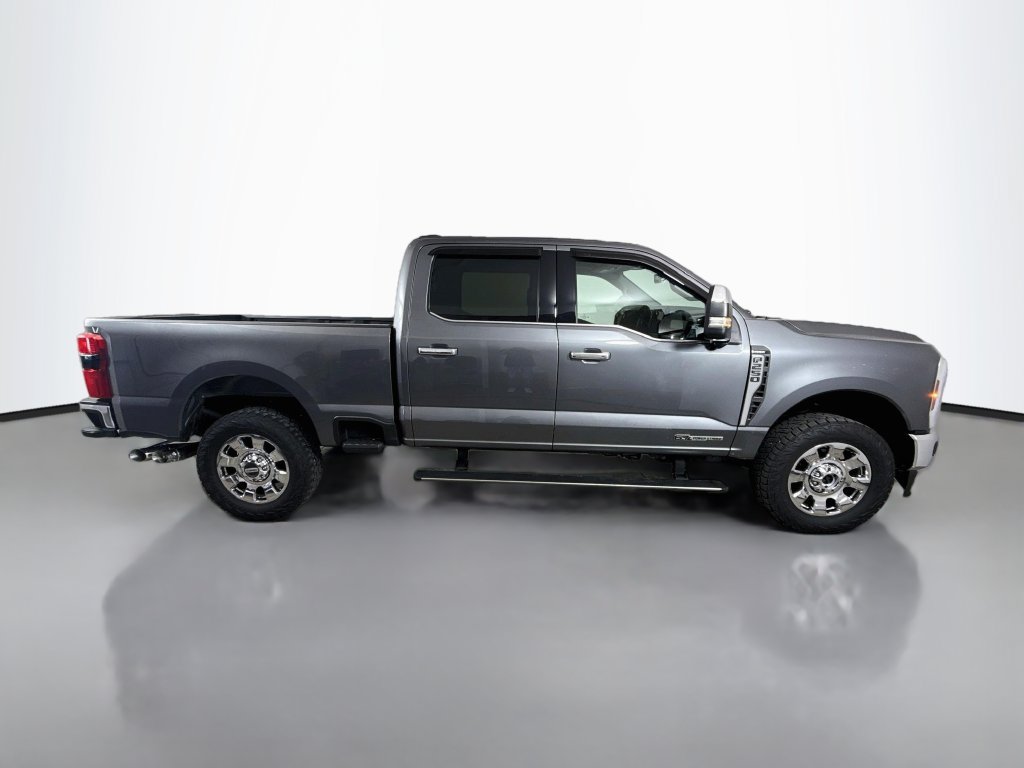 Used 2024 Ford F250 Lariat w/ Lariat Ultimate Package AWD/4WD image 8