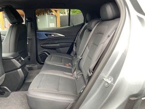 Used 2024 Chevrolet Equinox EV LT FWD image 16