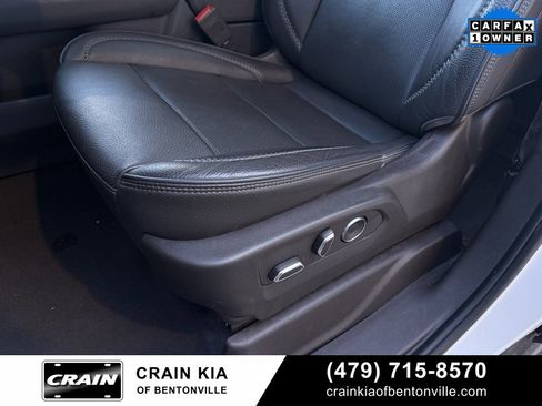 Used 2021 GMC Yukon Denali w/ Denali Premium Package image 25