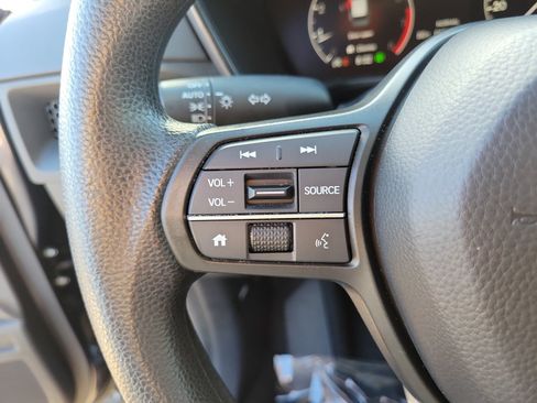 Used 2023 Honda CR-V EX image 18