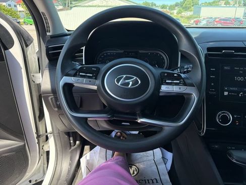Used 2023 Hyundai Tucson SEL FWD image 13