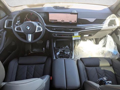 New 2026 BMW X5 xDrive40i w/ M Sport Package image 15