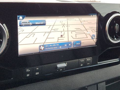 New 2025 Mercedes-Benz Sprinter 2500 image 19