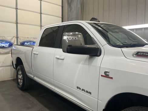 Used 2024 RAM 2500 Laramie AWD/4WD image 4