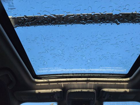 Used 2020 Subaru Forester Premium image 23