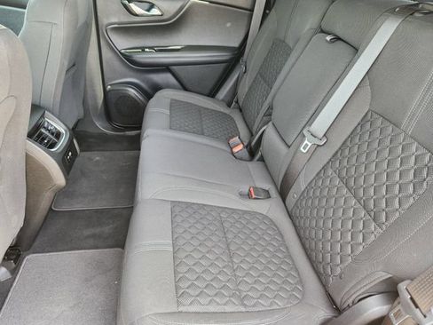 Used 2021 Chevrolet Blazer LT AWD/4WD image 30