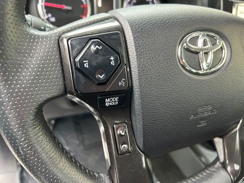 Used 2024 Toyota 4Runner TRD Off-Road AWD/4WD image 17