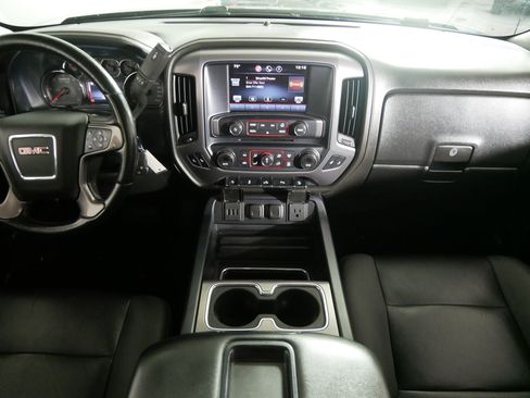 Used 2015 GMC Sierra 1500 SLT w/ All-Terrain Package AWD/4WD image 10
