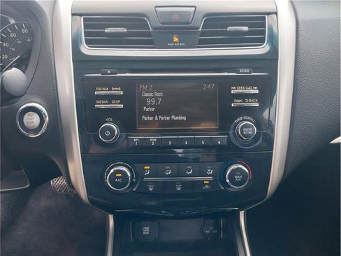 Used 2015 Nissan Altima 2.5 S w/ Power Driver Seat Package FWD image 12