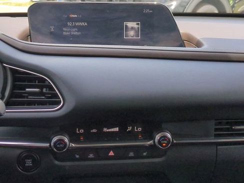 Used 2022 MAZDA CX-30 AWD 2.5 S w/ Premium Package image 18