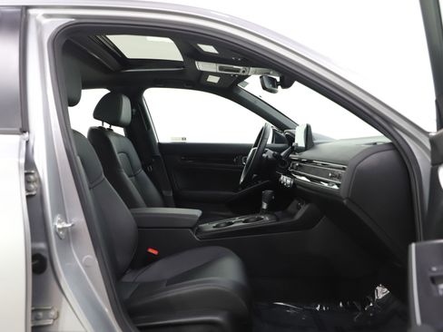 Used 2025 Honda Civic Sport Touring image 11