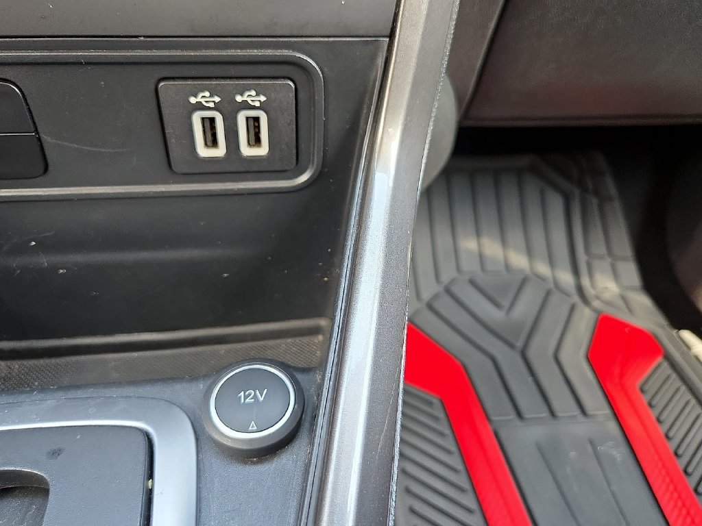 Used 2021 Ford EcoSport SE w/ Interior Protection Package FWD image 19