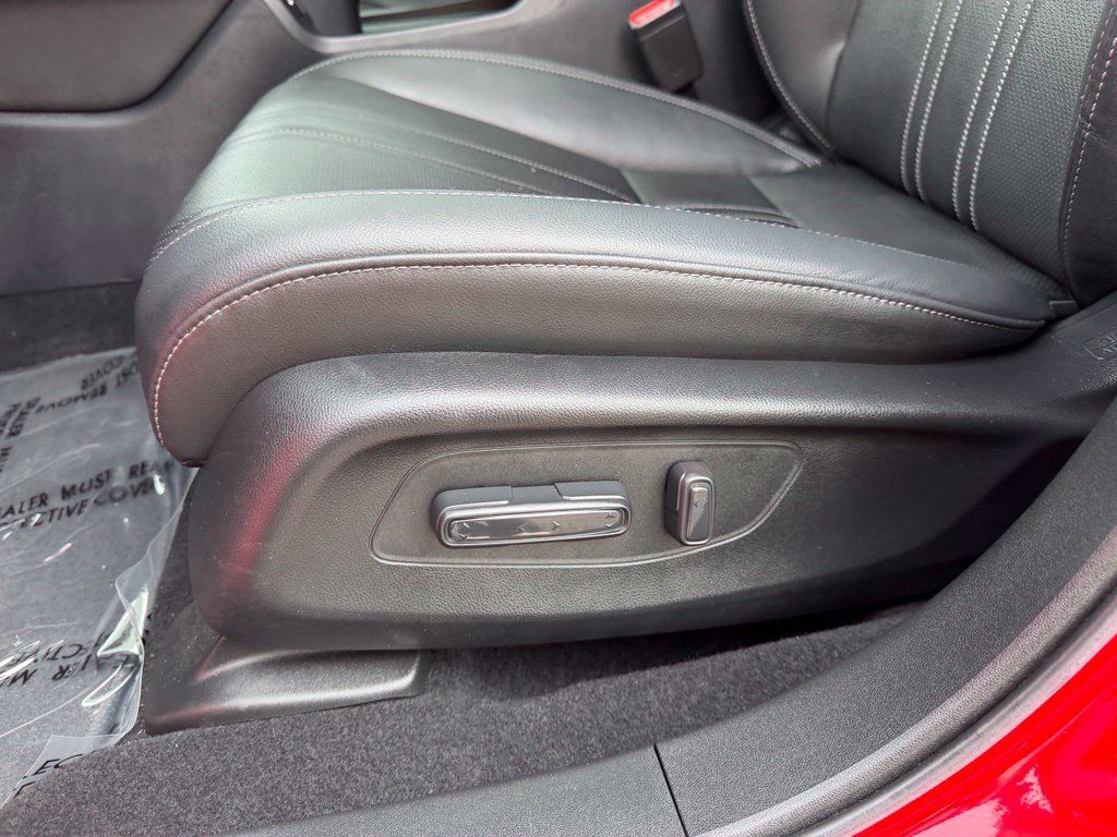 Used 2024 Honda HR-V EX-L image 13
