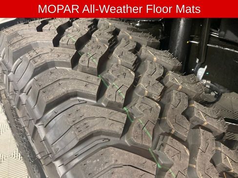 New 2025 Jeep Wrangler Willys 4xe image 23