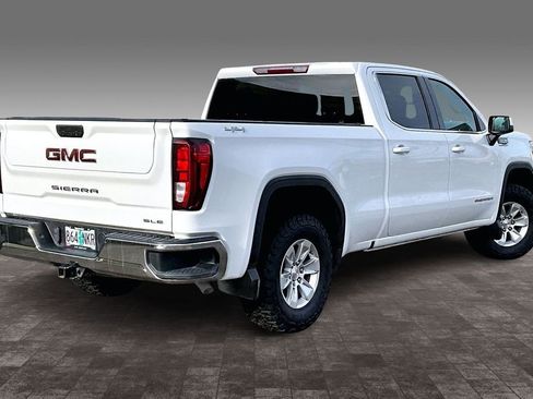 Used 2022 GMC Sierra 1500 SLE AWD/4WD image 14