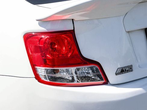 Used 2013 Scion tC FWD image 11