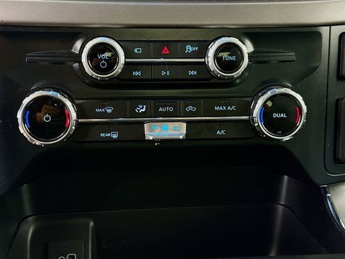 Used 2025 Ford F150 XLT w/ Equipment Group 301A Standard image 16