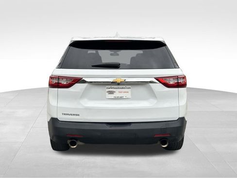 Used 2018 Chevrolet Traverse LS image 4