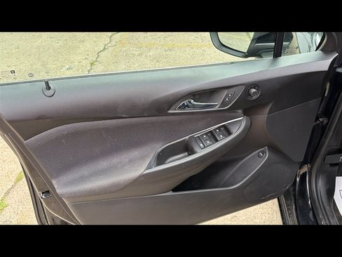 Used 2019 Chevrolet Cruze LT w/ LT True North Edition FWD image 7