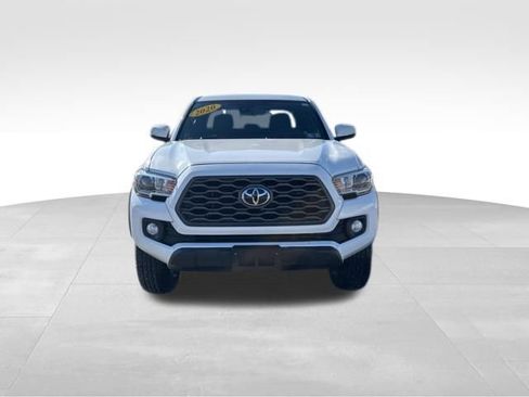 Used 2020 Toyota Tacoma TRD Off-Road image 9