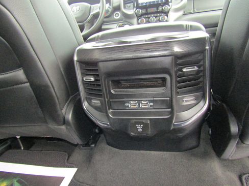 Used 2024 RAM 1500 Laramie image 20