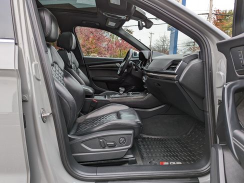 Used 2019 Audi SQ5 Premium Plus w/ Premium Plus Package image 33