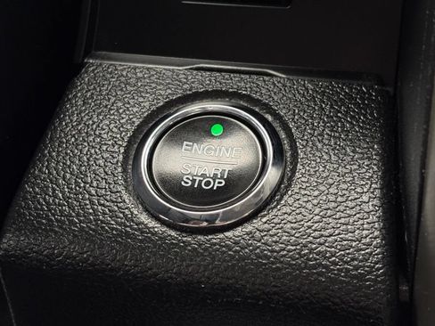Used 2015 Ford F150 Lariat w/ Equipment Group 502A Luxury AWD/4WD image 34