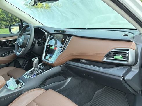 Certified 2025 Subaru Outback Touring XT AWD/4WD image 19