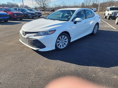 Used 2020 Toyota Camry LE w/ Convenience Package image 1