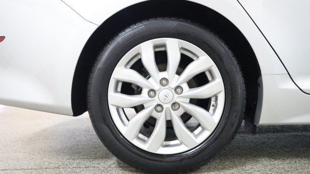 Used 2015 Kia Optima EX w/ EX Premium Package FWD image 23