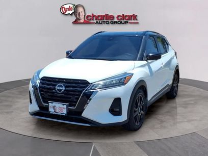 Used 2023 Nissan Kicks SR