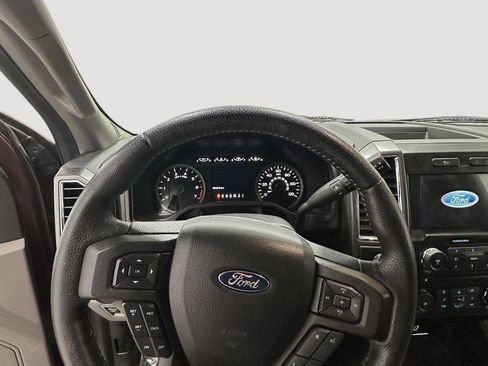 Used 2016 Ford F150 XLT w/ Equipment Group 302A Luxury AWD/4WD image 8