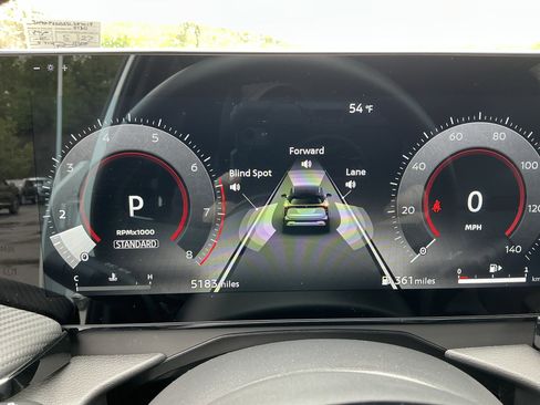 Used 2025 Nissan Kicks SR AWD/4WD image 15