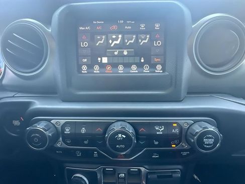 Certified 2023 Jeep Wrangler Unlimited Sport AWD/4WD image 20