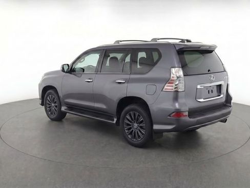 Used 2023 Lexus GX 460 Premium w/ Accessory Package AWD/4WD image 7