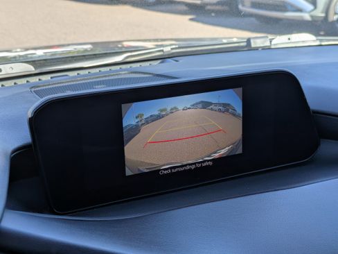 Used 2024 MAZDA MAZDA3 s image 23