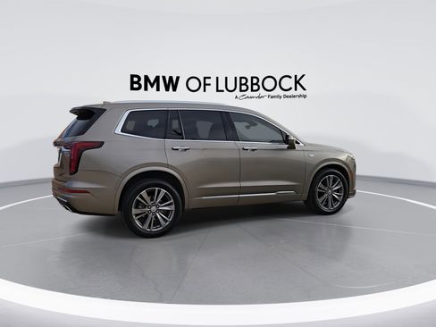 Used 2022 Cadillac XT6 Premium Luxury w/ Platinum Package image 8