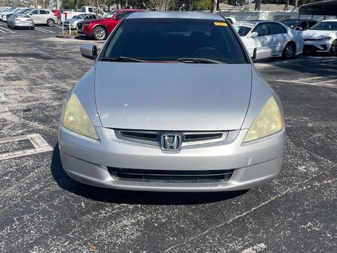 Used 2005 Honda Accord LX image 2