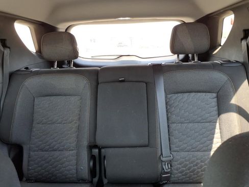 Used 2020 Chevrolet Equinox LT image 16